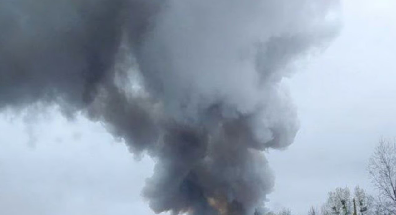 Окупанти завдали ракетного удару по підприємству на Харківщині: є поранені Окупанти завдали ракетного удару по підприємству на Харківщині: є поранені